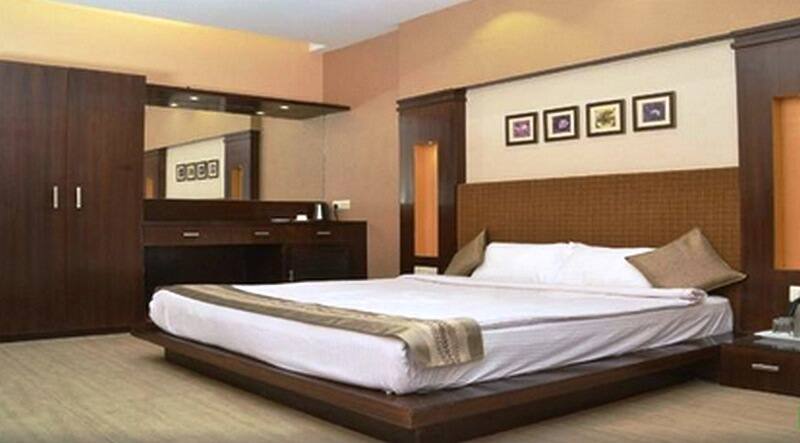 Shri Hotel, Jhansi 4
